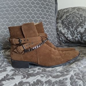 Chelsea Boots with Straps